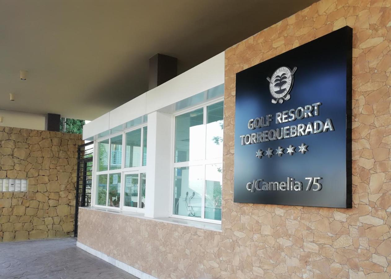 Amplio apartamento en exclusiva urbanizacion Golf Resort Torrequebrada con vista al mar Benalmádena Exterior foto