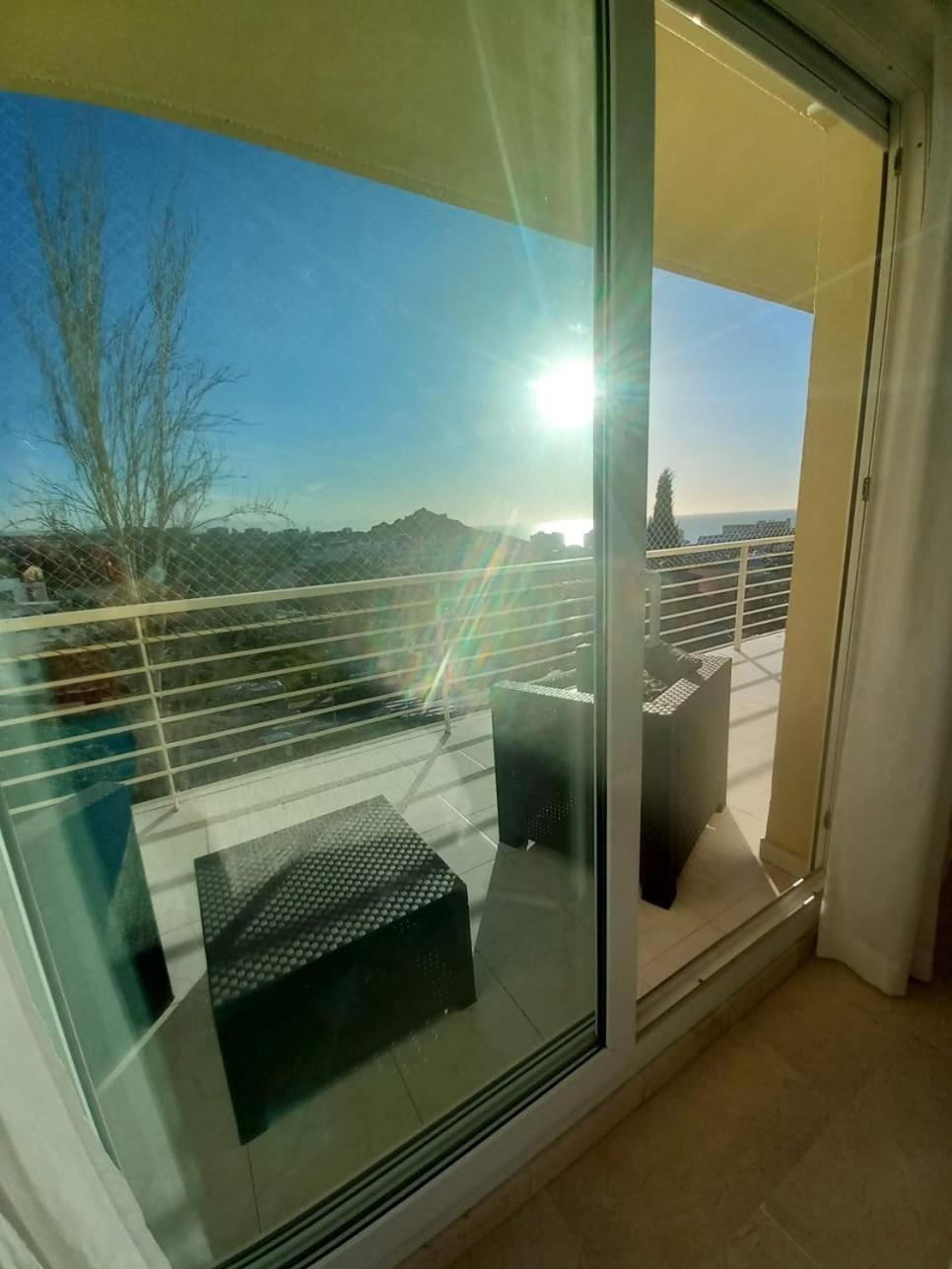 Amplio apartamento en exclusiva urbanizacion Golf Resort Torrequebrada con vista al mar Benalmádena Exterior foto